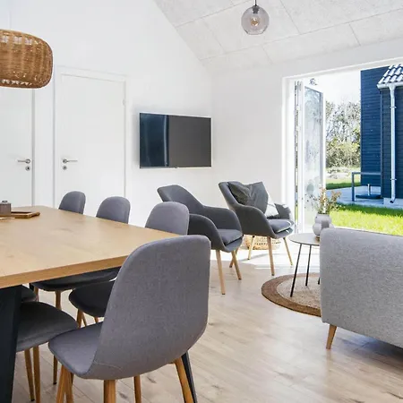 Ferienhaus Holiday Romo Li *